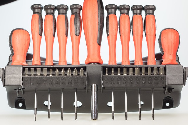 Szerszámkészletek többféle változatban